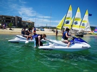  Jet Skiing Stroll 
